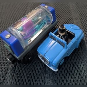 Thomas and Friends Aquarium Car and Sir Topham Hatt 2009 die cast metal car